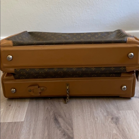 Vintage 1970’s Louis Vuitton Luggage - Picture 11 of 11
